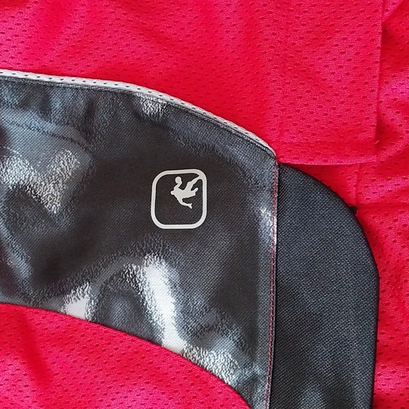 AND 1 Basketball Shorts . - Picture 9 of 12